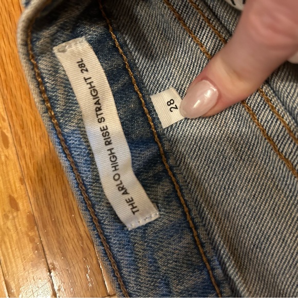 Denim Forum light wash jeans - Picture 3 of 3